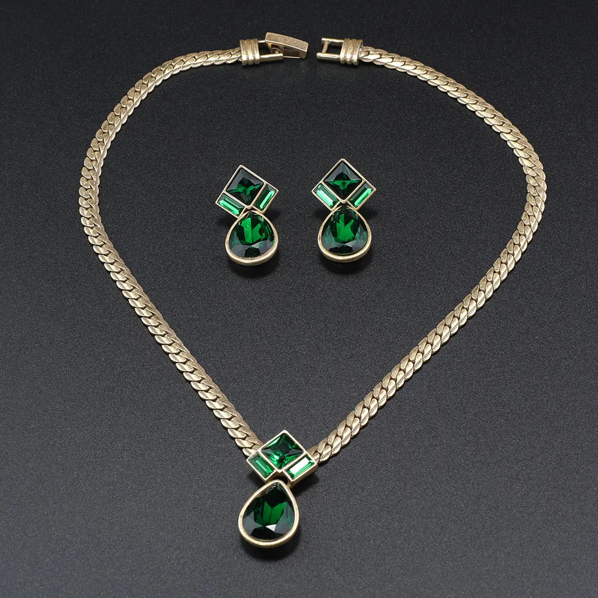 Collier de luxe de style vintage et parure de bijoux Collier serpent émeraude vintage