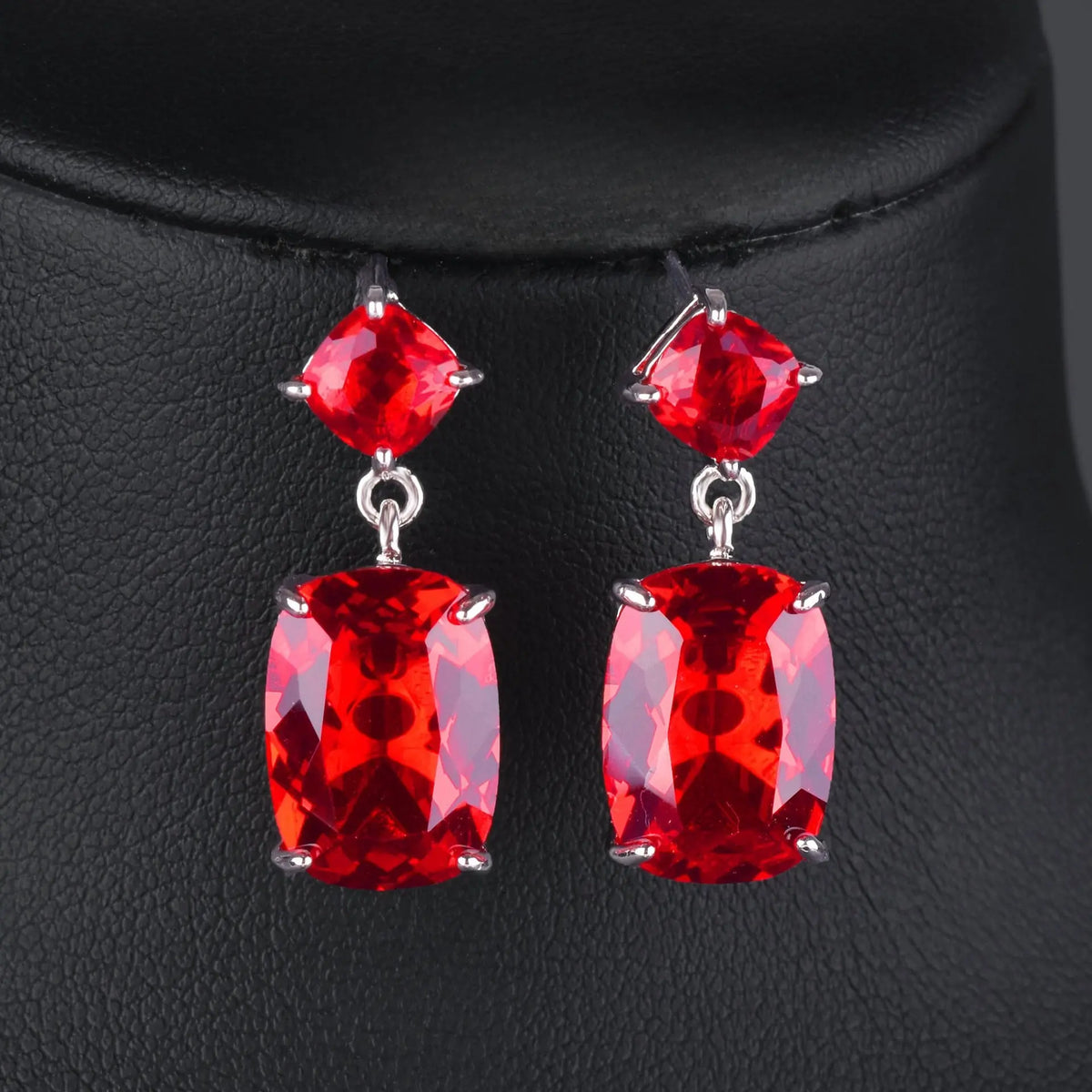 Collier Saphir Tendance 20 Carats Sertissage Trésor Coloré