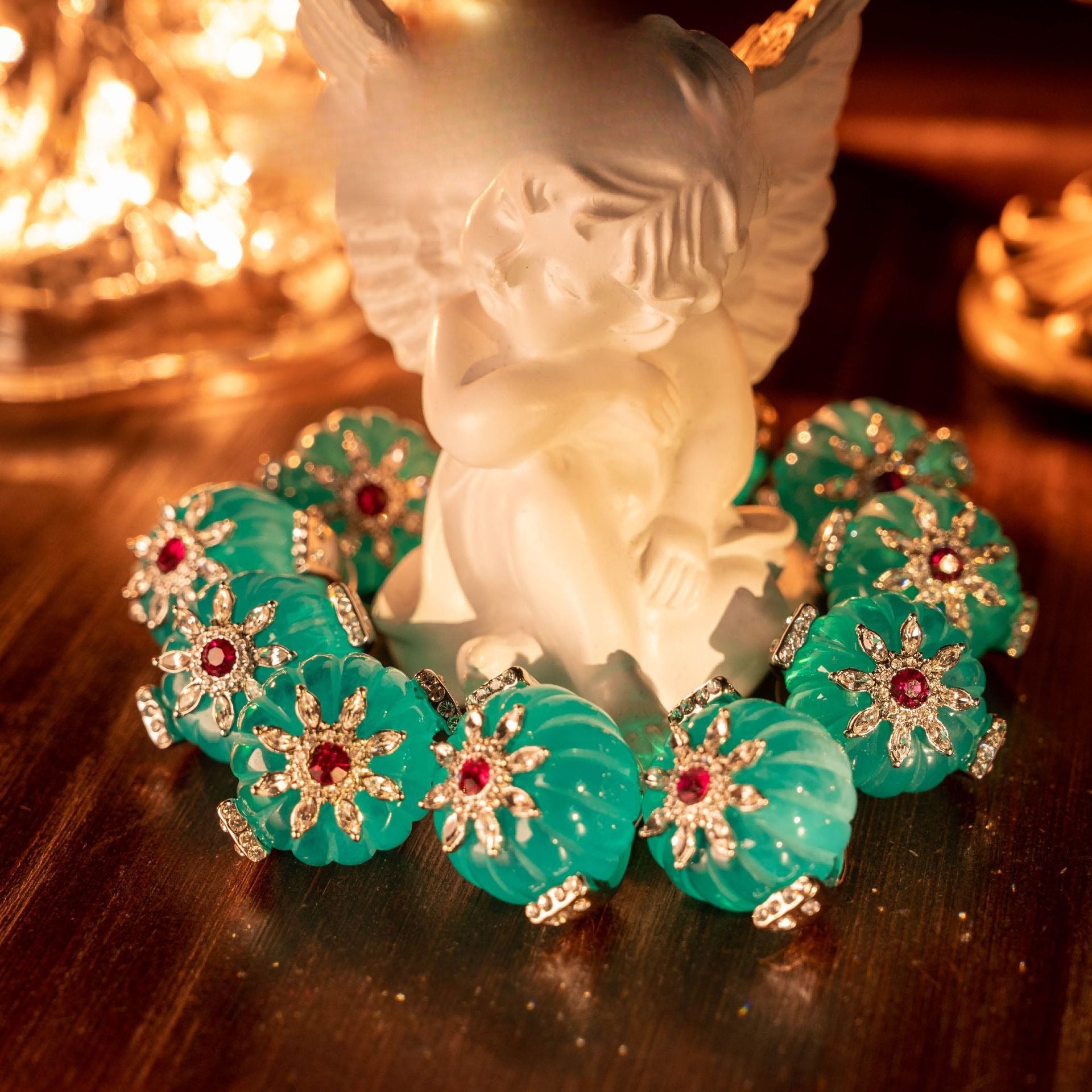 Original design full of diamonds three-piece set