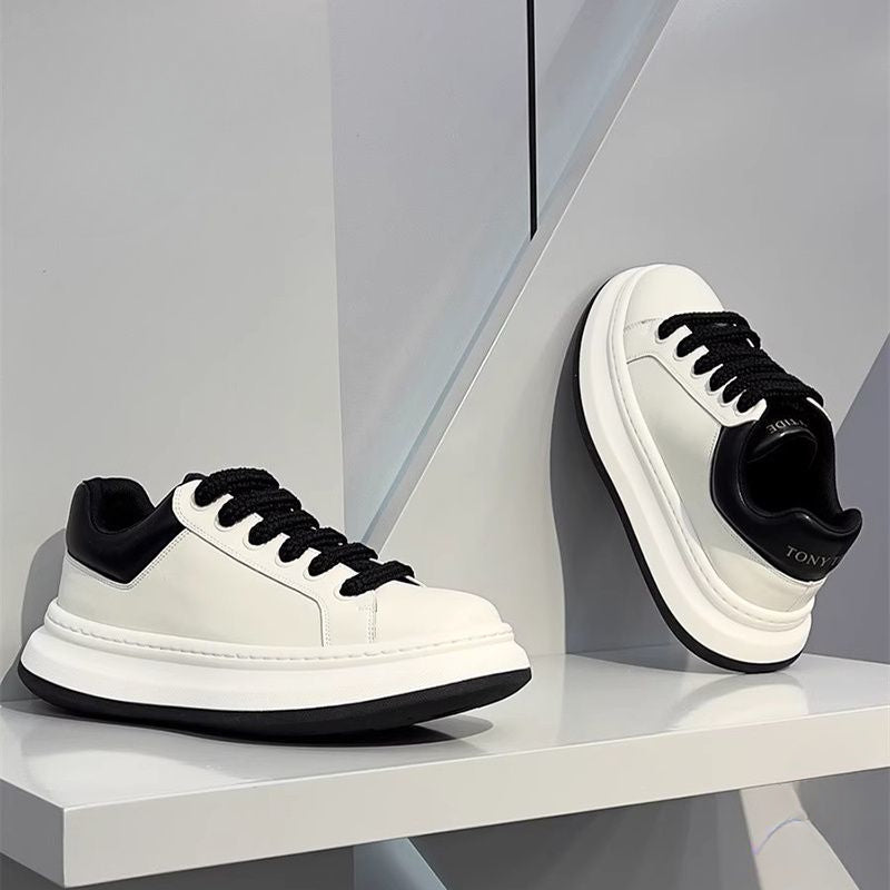 Spring lightweight casual board shoes Running shoes and sports shoes for men