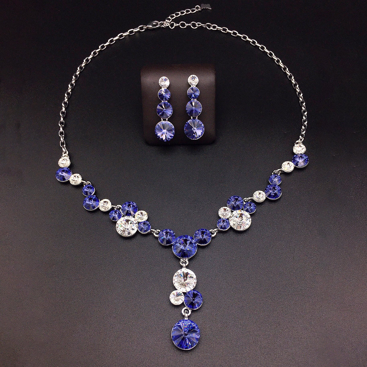 Luxury Sapphire Blue Crystal Pendant Necklace Set – Elegant Jewelry