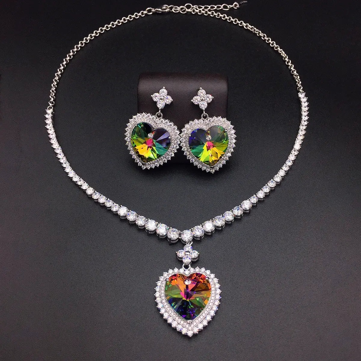 Parure Collier Pendentif Cœur en Cristal Aurore Luxe