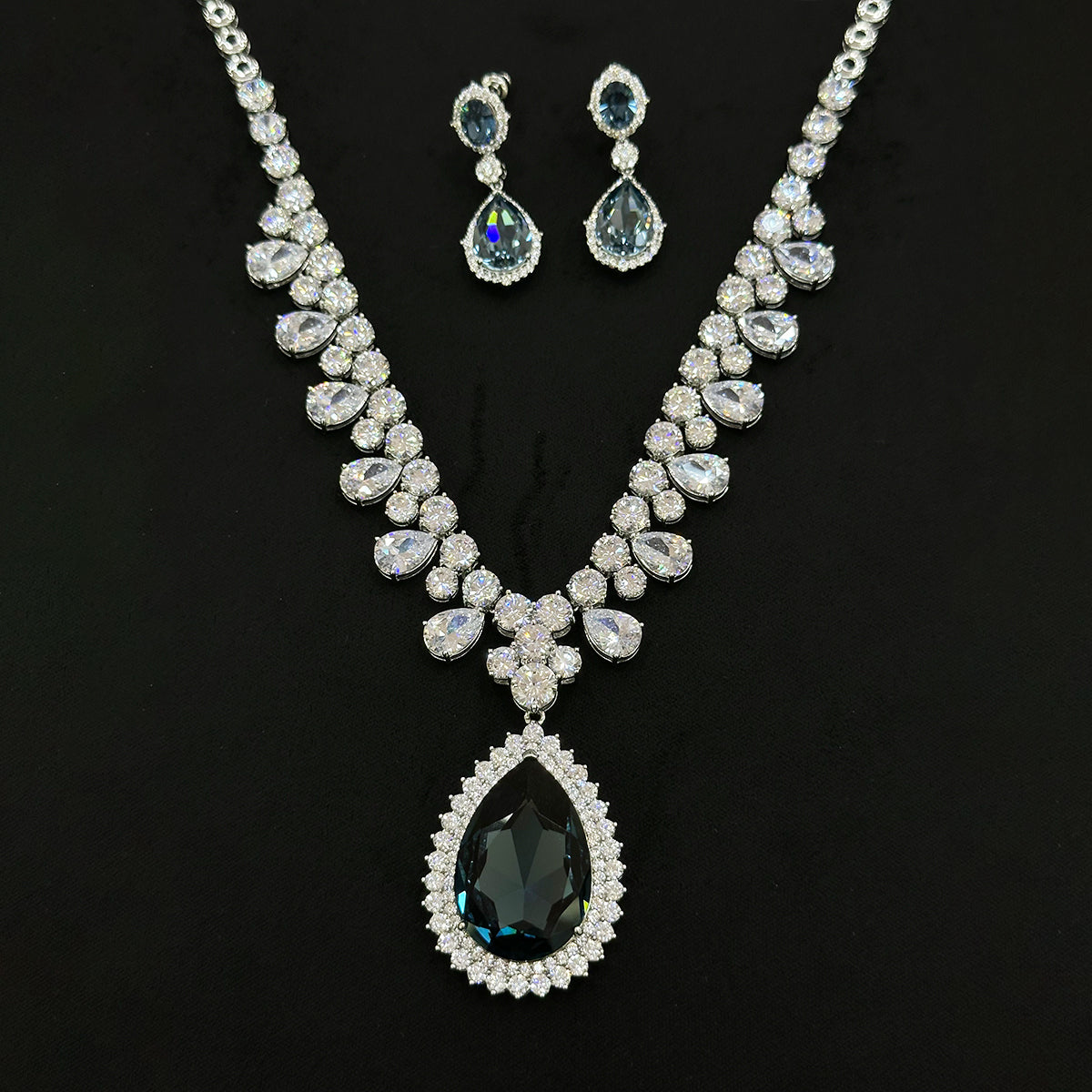 Luxury Purple Teardrop Crystal Necklace and Earrings Jewelry Set
