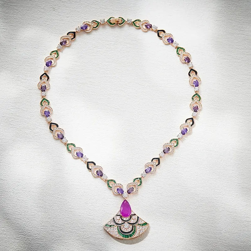 Nouvelles boucles d'oreilles éventail violet plaqué or