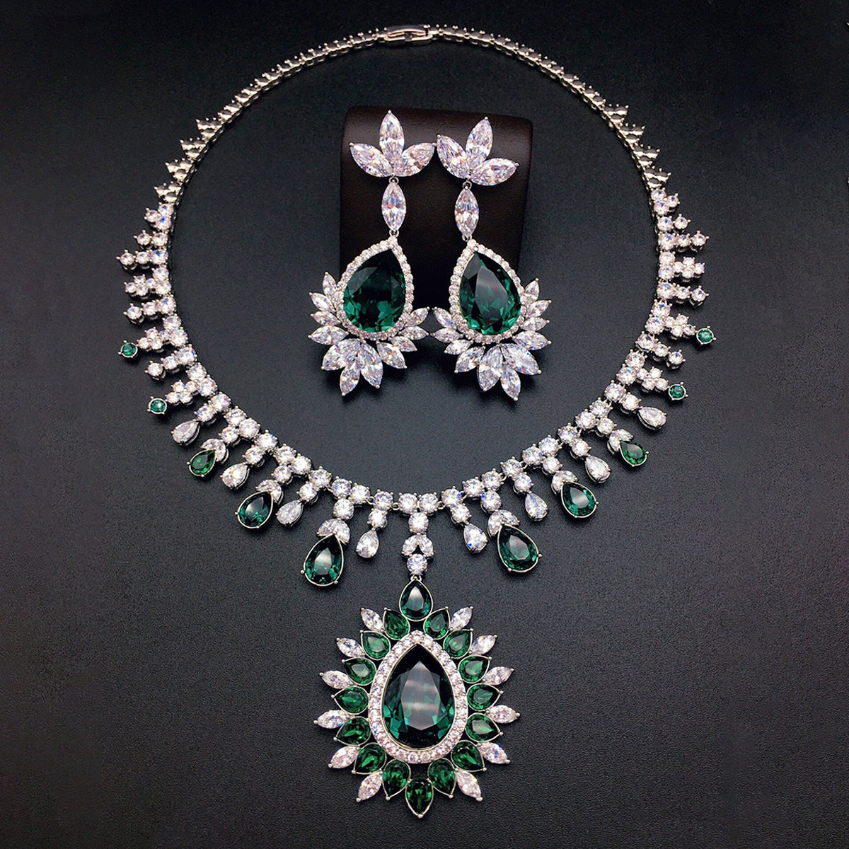 Luxury Royal Sapphire Blue Crystal Jewelry Set – Statement Necklace & Earrings