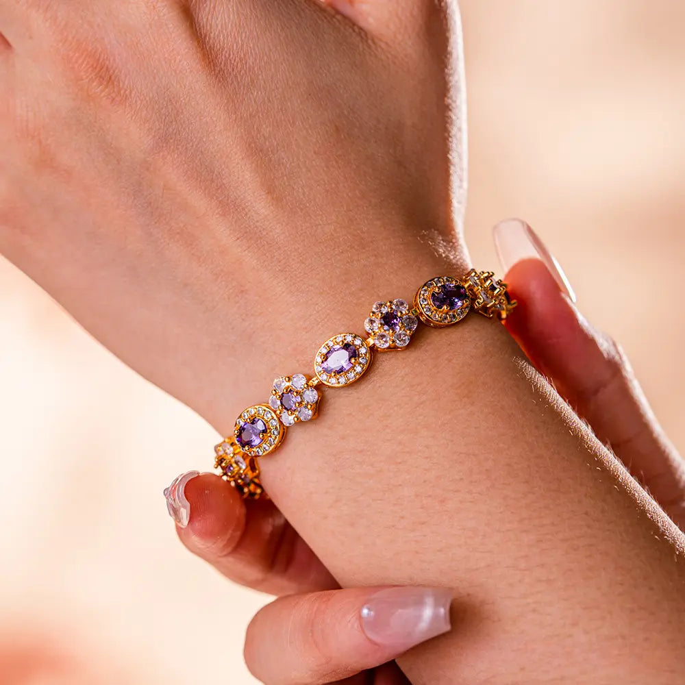 Bracelet élégant entièrement incrusté de zircons