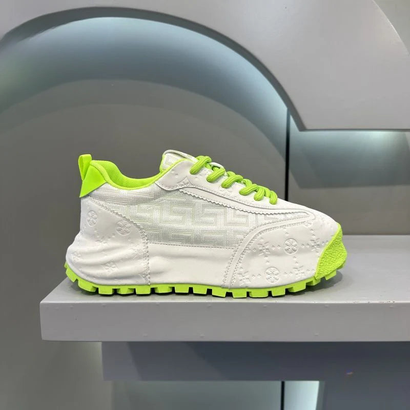 Stylish and simple wear-resistant casual shoes Running shoes and sports shoes for men sneakers