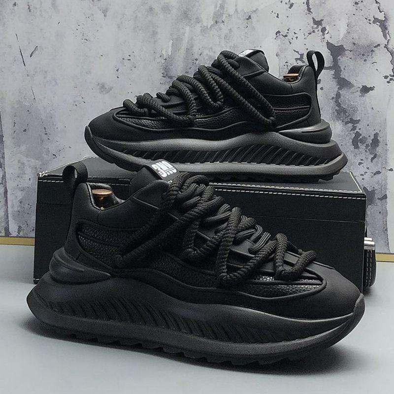 Stylish and comfortable solid color platform sneakers Running shoes and sports shoes for men