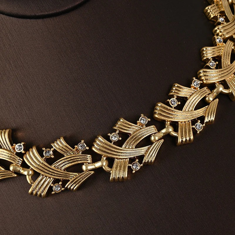 Light luxury heavy industry geometric inlay Czech diamond stud earrings necklace set