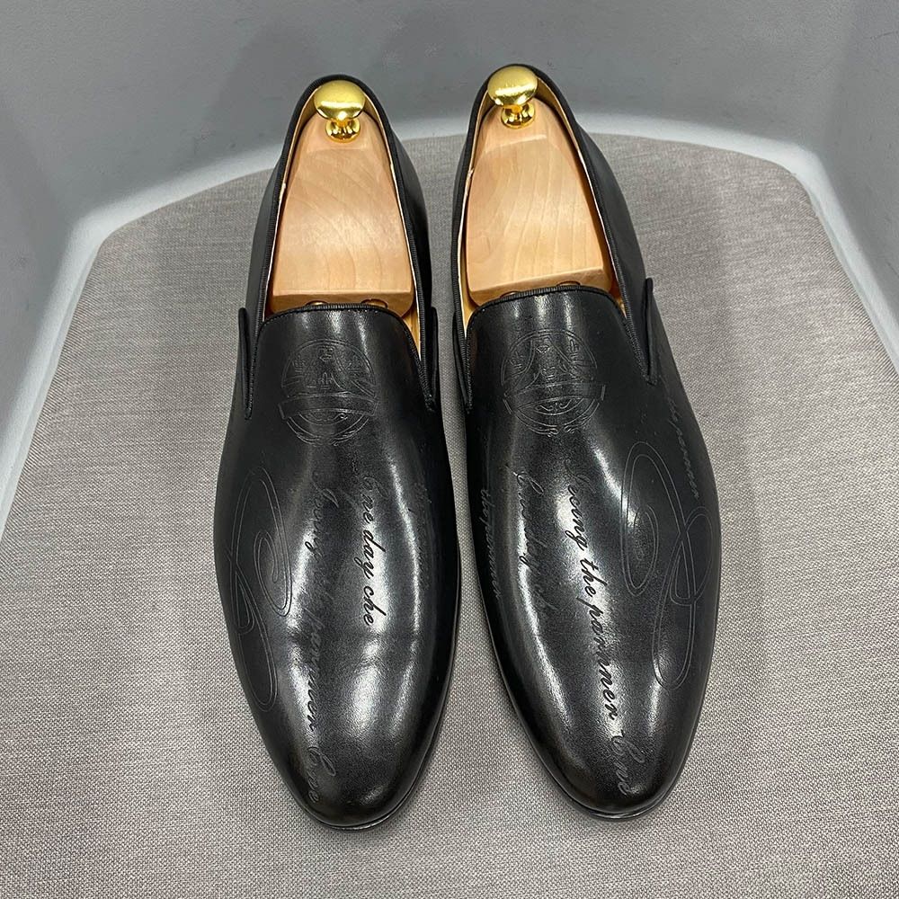 Fashion business leather carving loafers