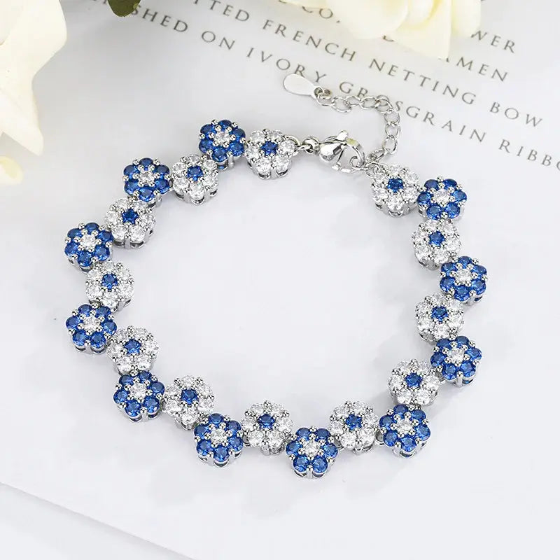 Parure de bijoux en zirconium avec des fleurs roses de luxe léger