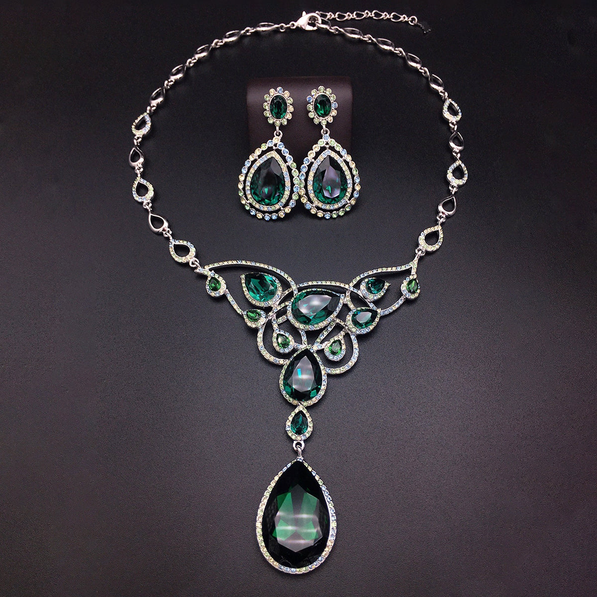 Elegant Sapphire Crystal Filigree Necklace and Earrings Set