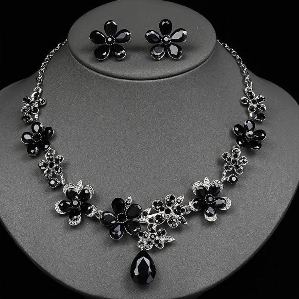 Vintage Crystal Flower Necklace Earrings Set