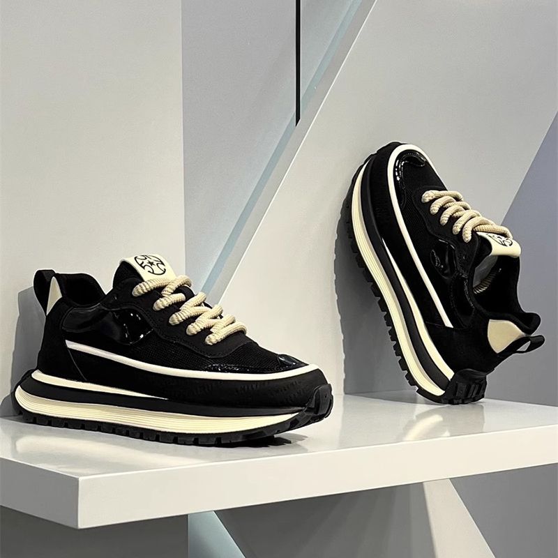 Summer mesh lightweight heightening casual sneakers Running shoes and sports shoes for men