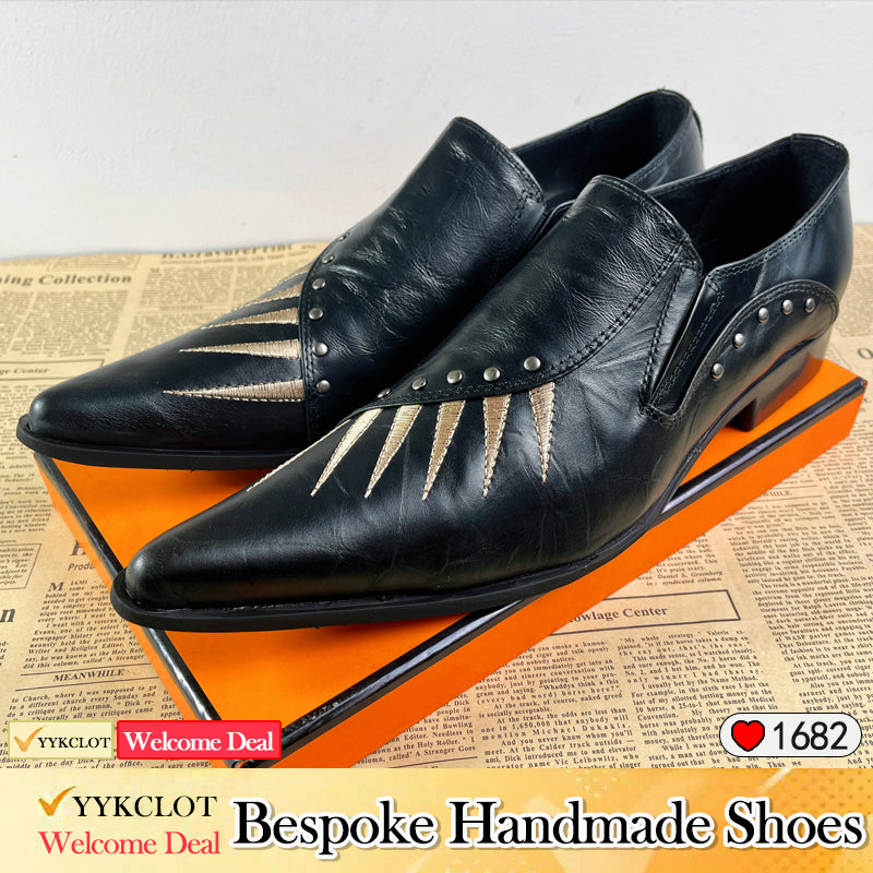 Weiße, bestickte, spitze Herren-Partyschuhe