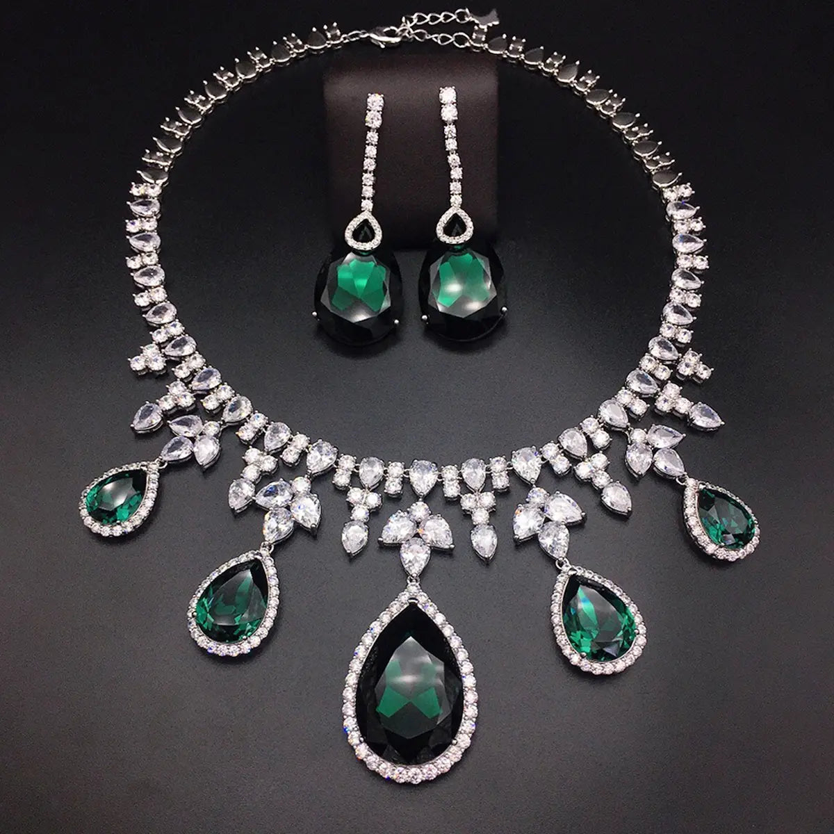 Parure de Bijoux de Gala Goutte de Cristal Saphir Bleu Luxe
