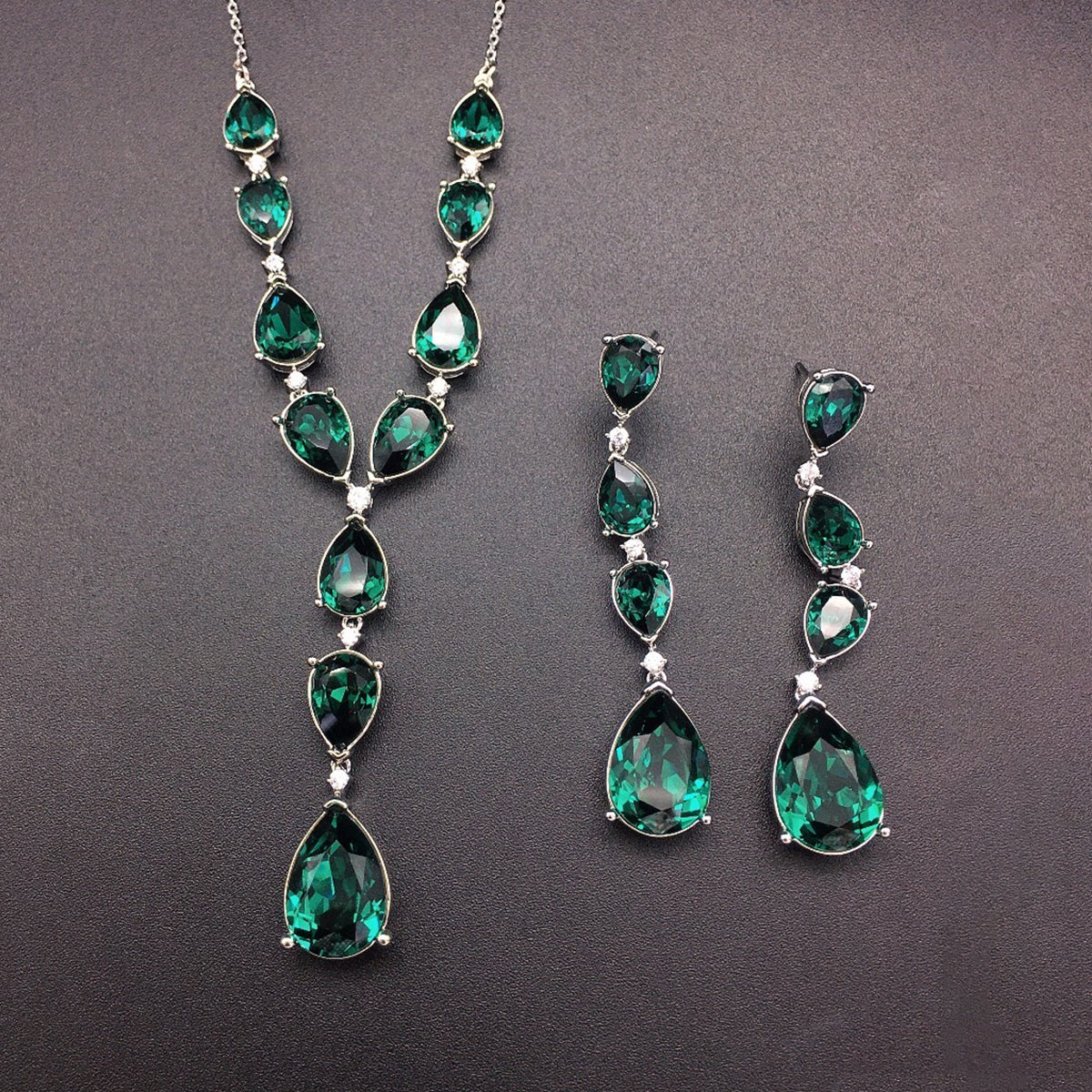 Luxury Aquamarine Teardrop Crystal Drop Jewelry Set – Necklace & Earrings
