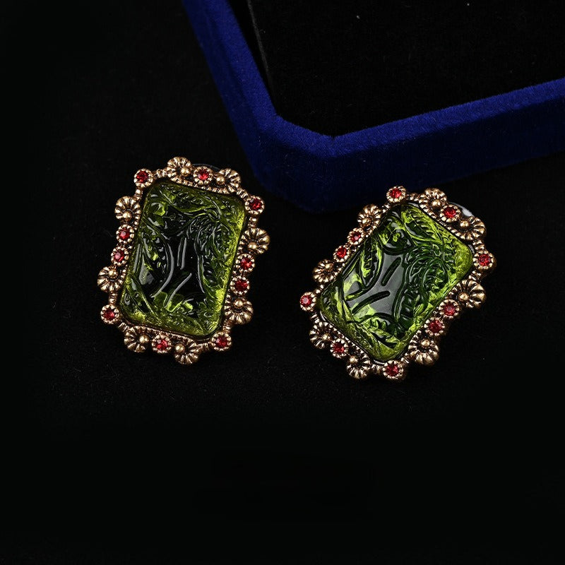Bijoux de luxe léger, boucles d'oreilles clou émeraude, boucles d'oreilles de niche, collier pour femmes