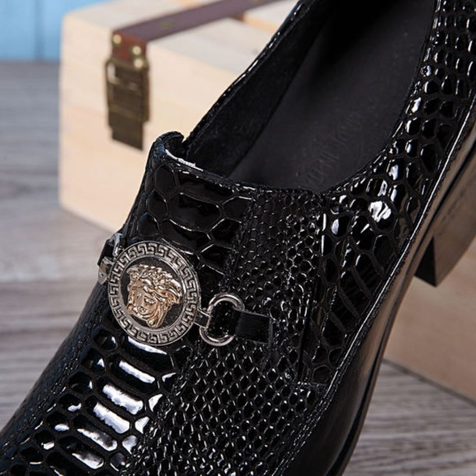 Personalized snake pattern high-heeled loafers men's bar nightclub leather shoes