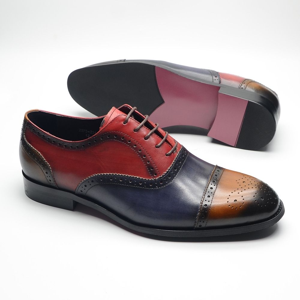 Color matching engraved Brock leather shoes men's business dress loafers