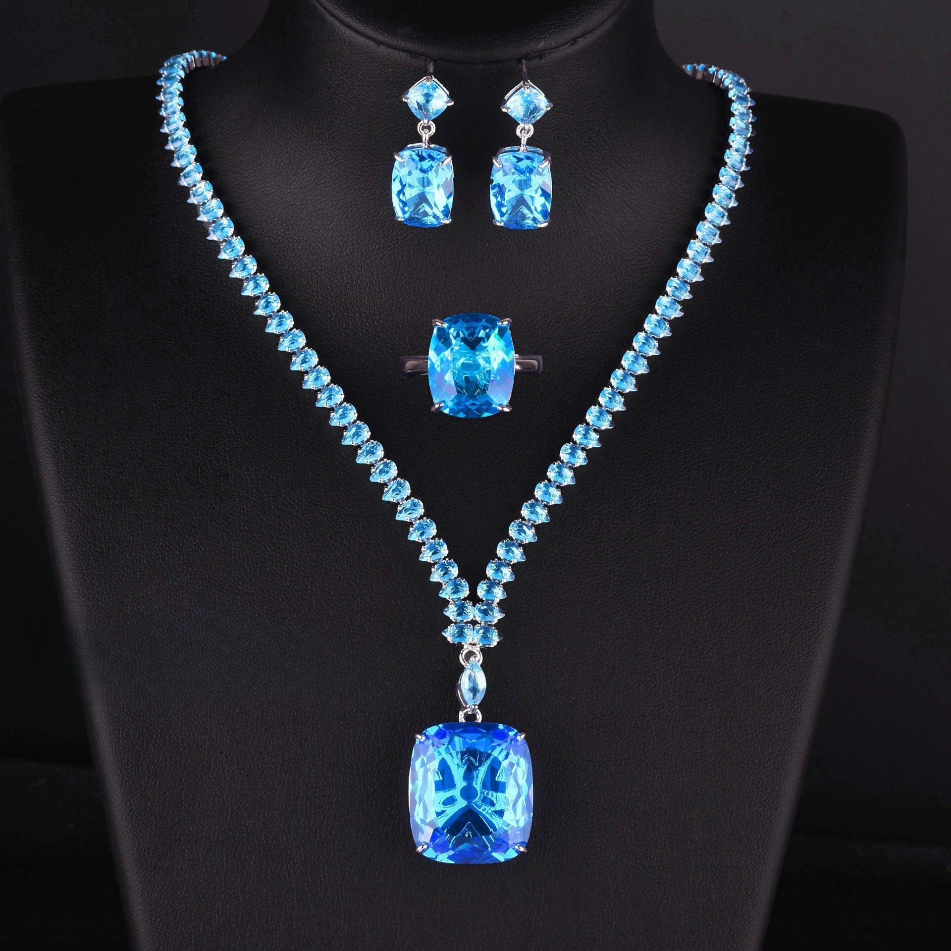 Fashion Sapphire Necklace 20 Carat Colored Treasure Set