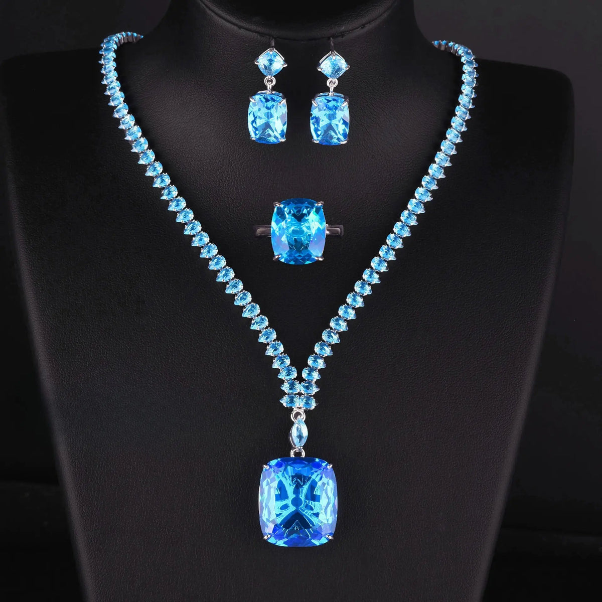 Collier Saphir Tendance 20 Carats Sertissage Trésor Coloré