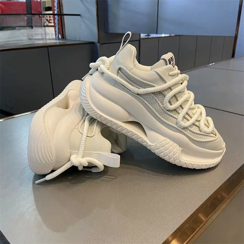 Fashion thick-soled wear-resistant casual sports shoes