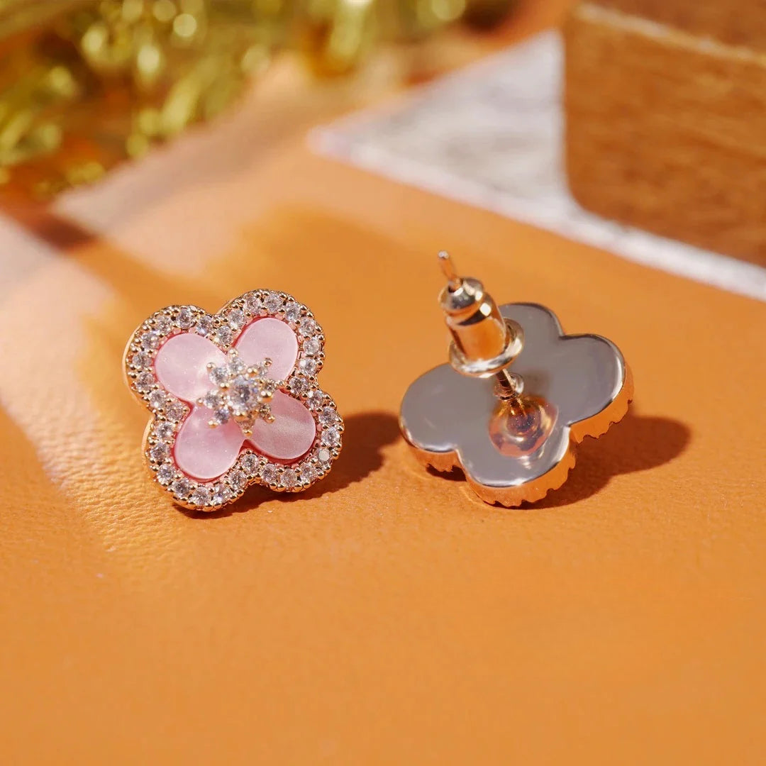 Sakura Cleef Bracelet