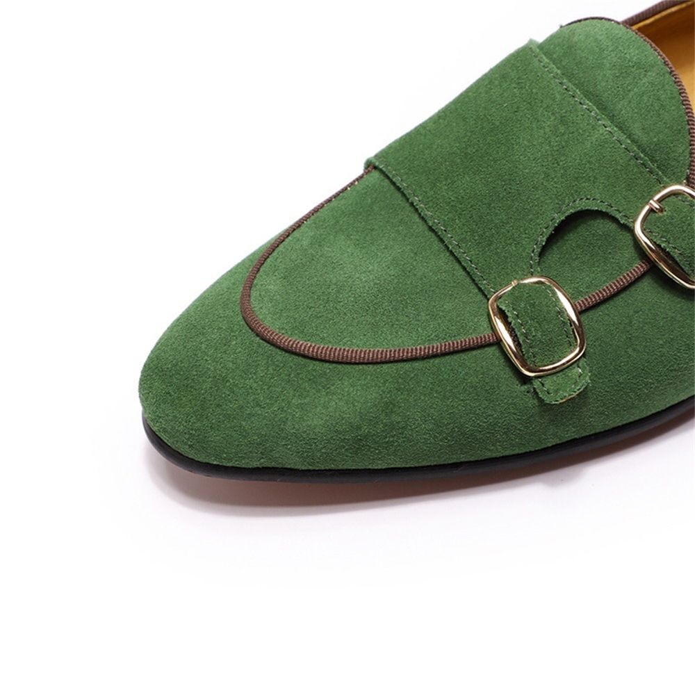 British velvet loafers men's pointed casual leather shoes