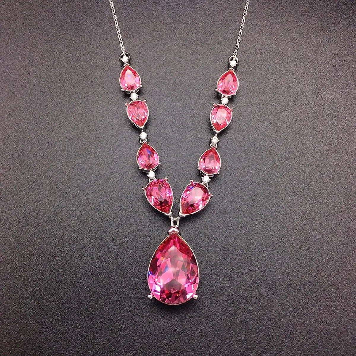 Parure de bijoux de luxe en cristal goutte d'émeraude – Collier et boucles d'oreilles