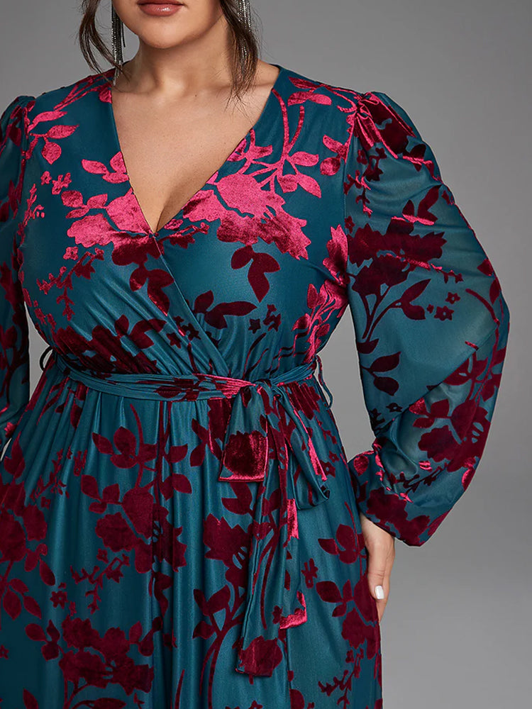 Fashionable printed velvet dress with pocket wrapping