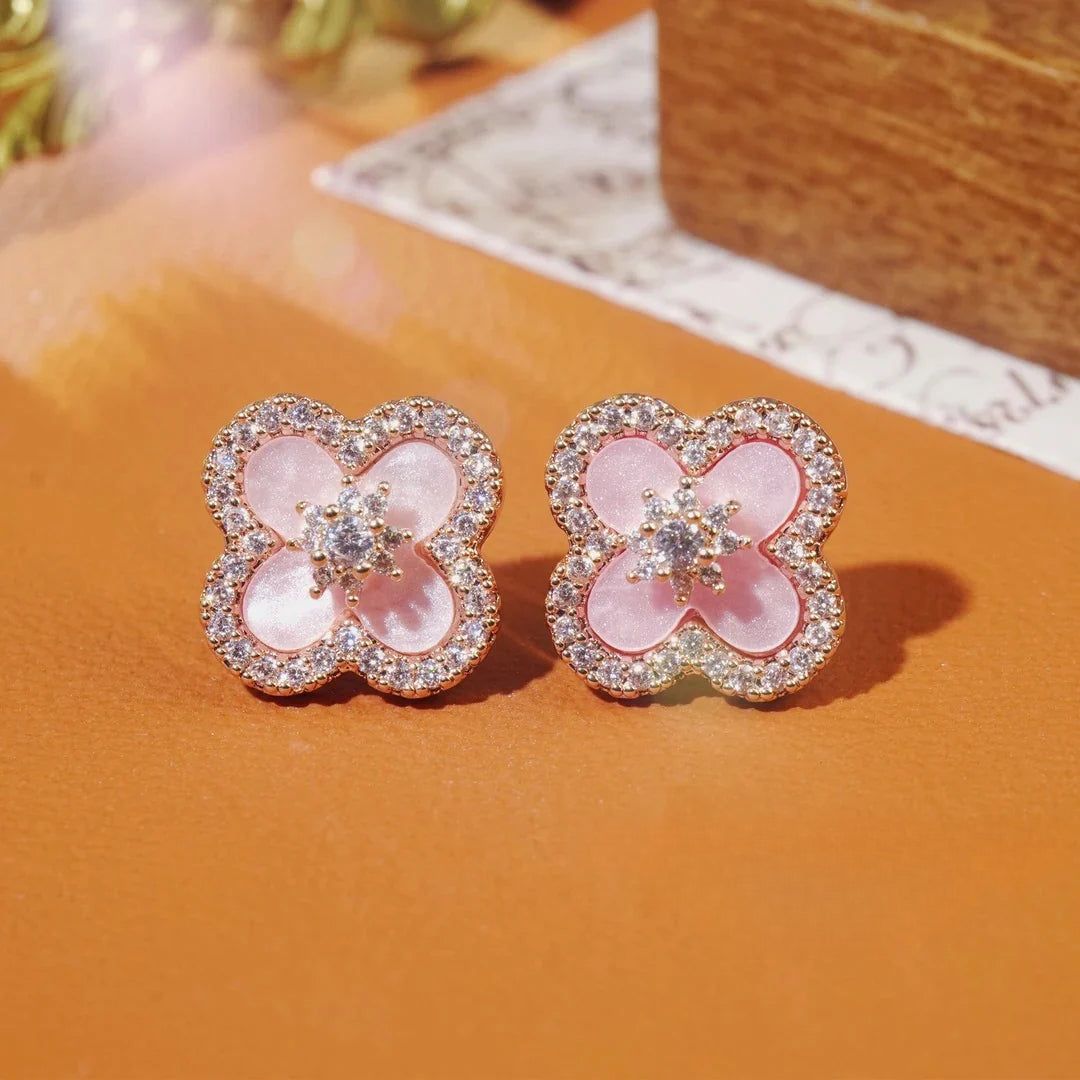 Sakura Cleef Bracelet