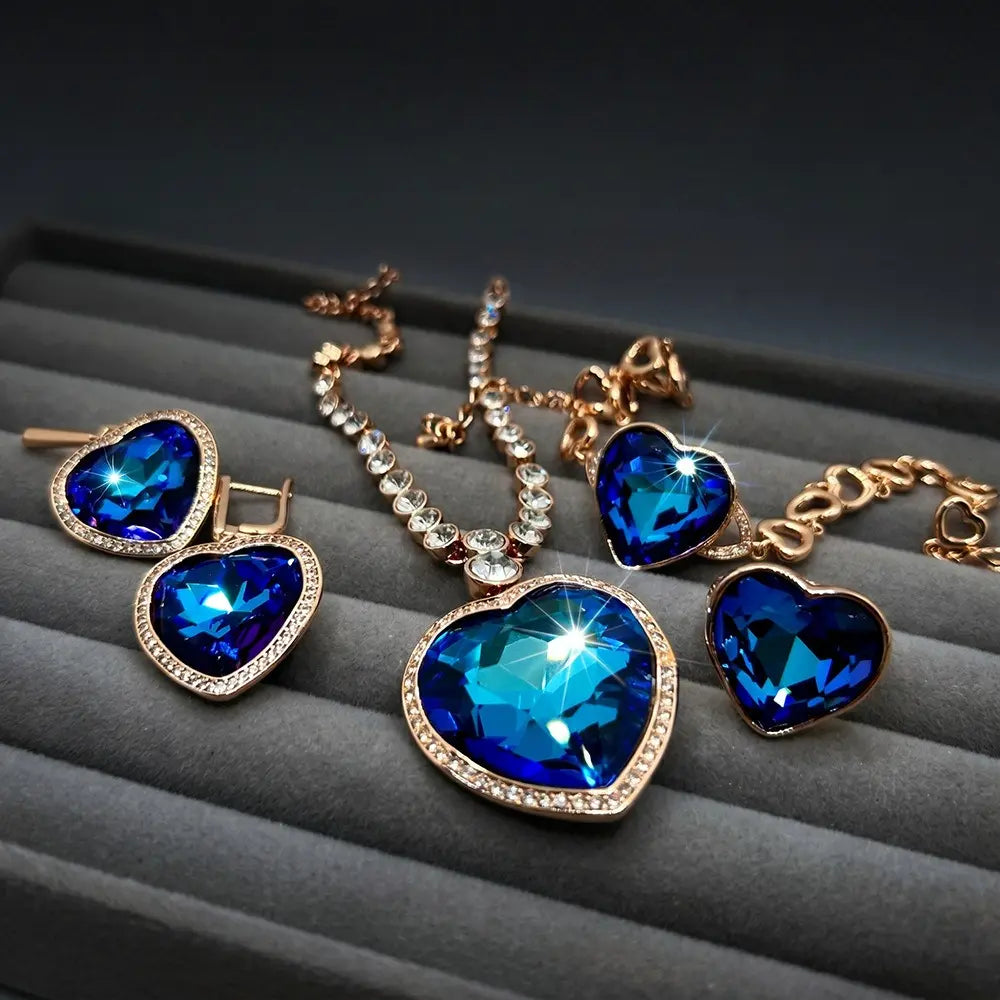 Ensemble de collier élégant en cristal autrichien « Cœur de l'Océan » bleu classique, ensemble de quatre pièces