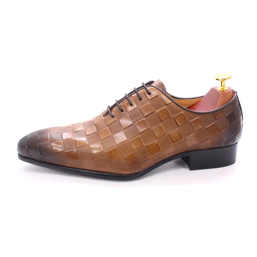 British style embossed leather shoes men's business dress Oxford shoes