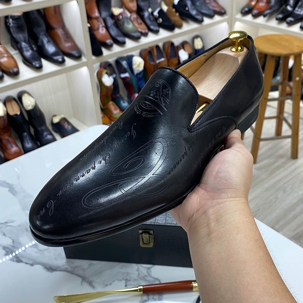 Fashion business leather carving loafers