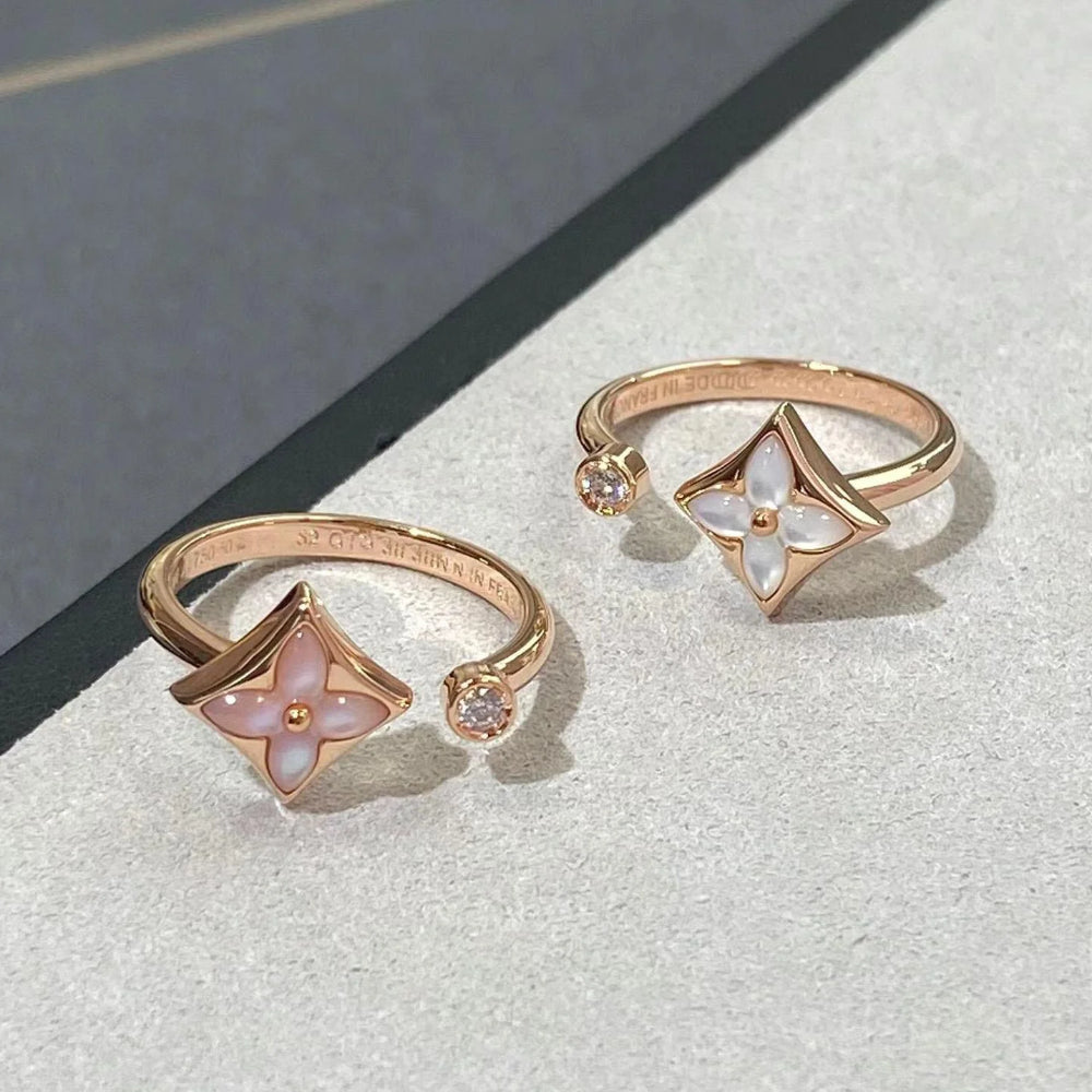 Fashion Clover White Fritillaria Open Ring