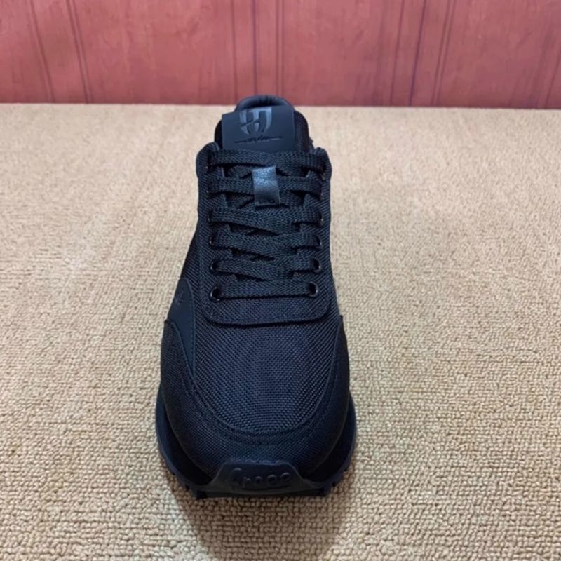 Versatile lightweight soft-soled wear-resistant casual shoes Running shoes and sports shoes for men sneakers