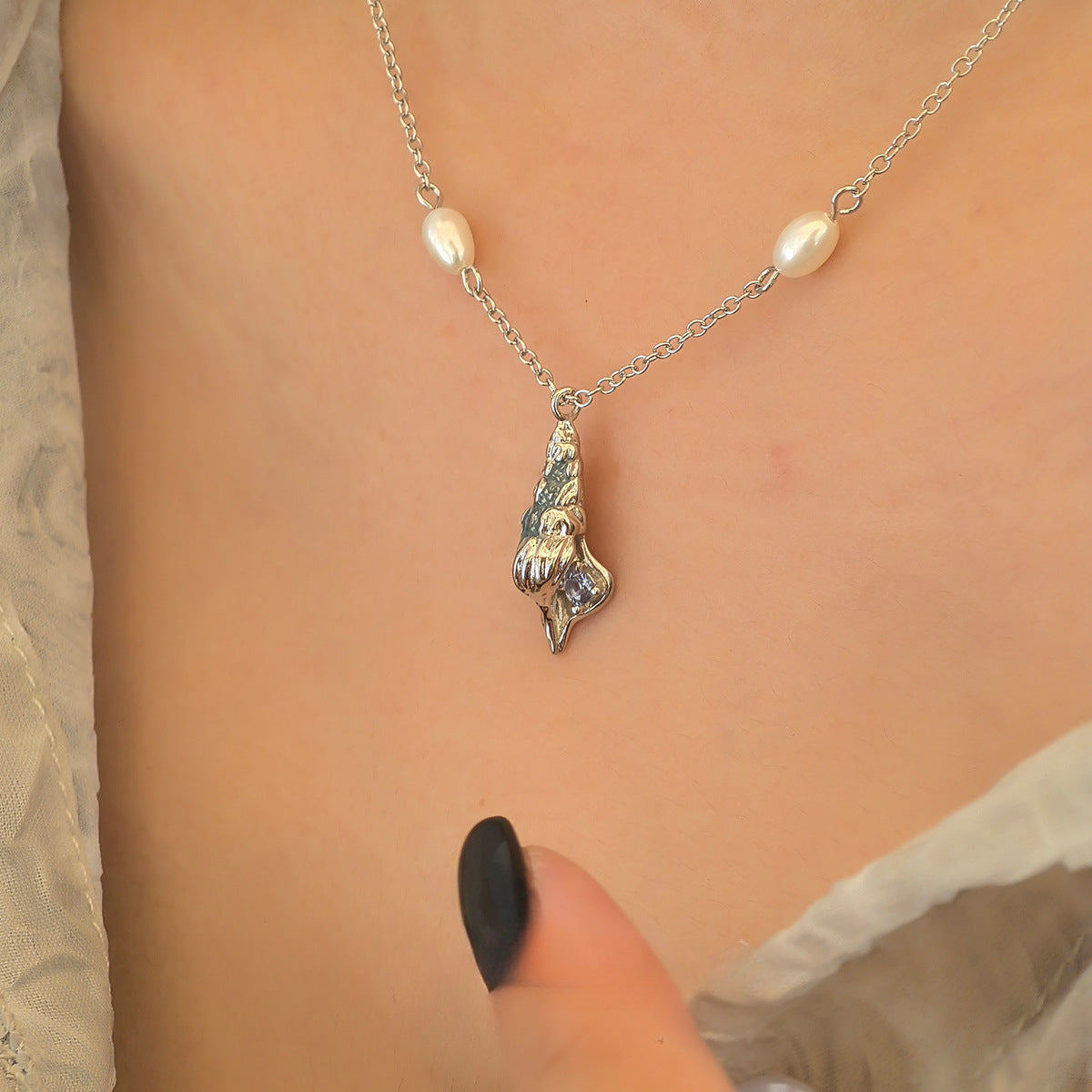 S925 sterling silver simple small screw necklace