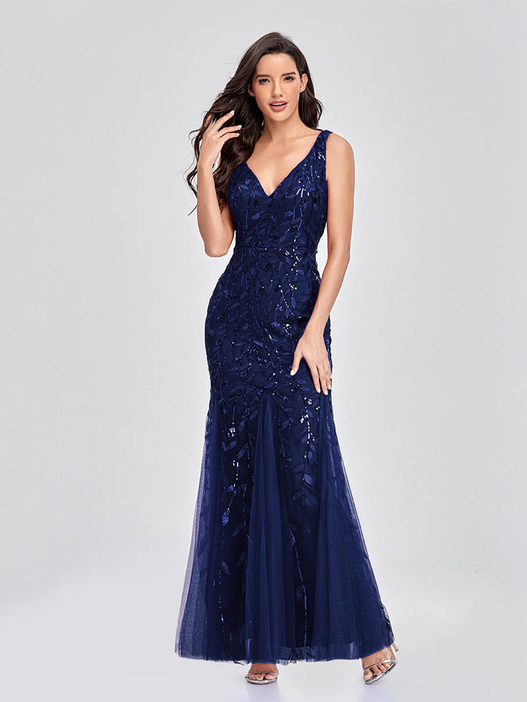 Sexy ärmelloses, besticktes Slim-Fit-Kleid mit V-Ausschnitt