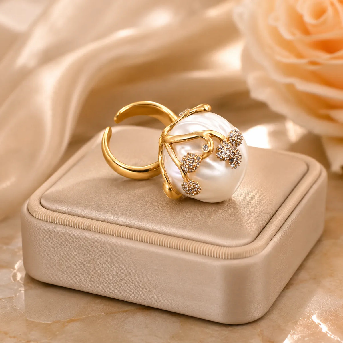 Ensemble Bague et Boucles d'Oreilles Fleur Perle de Luxe pour Femme