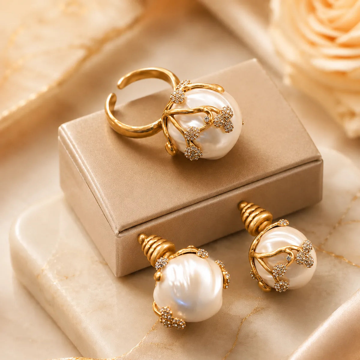 Ensemble Bague et Boucles d'Oreilles Fleur Perle de Luxe pour Femme