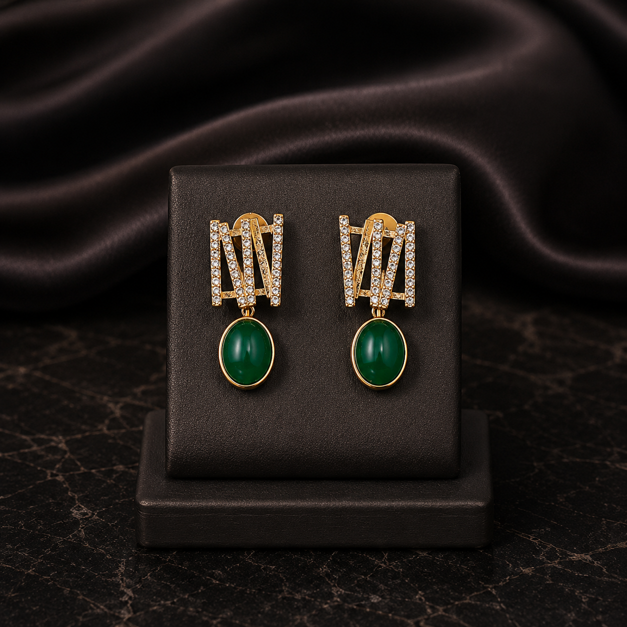 Luxury Emerald Green Necklace and Earrings Jewelry Set