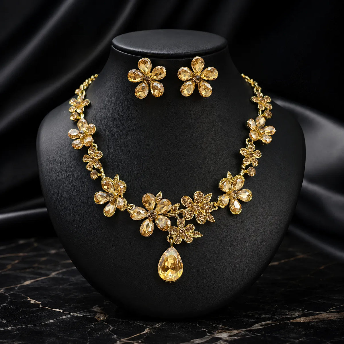 Parure Collier Boucles d'Oreilles Fleur en Cristal Vintage