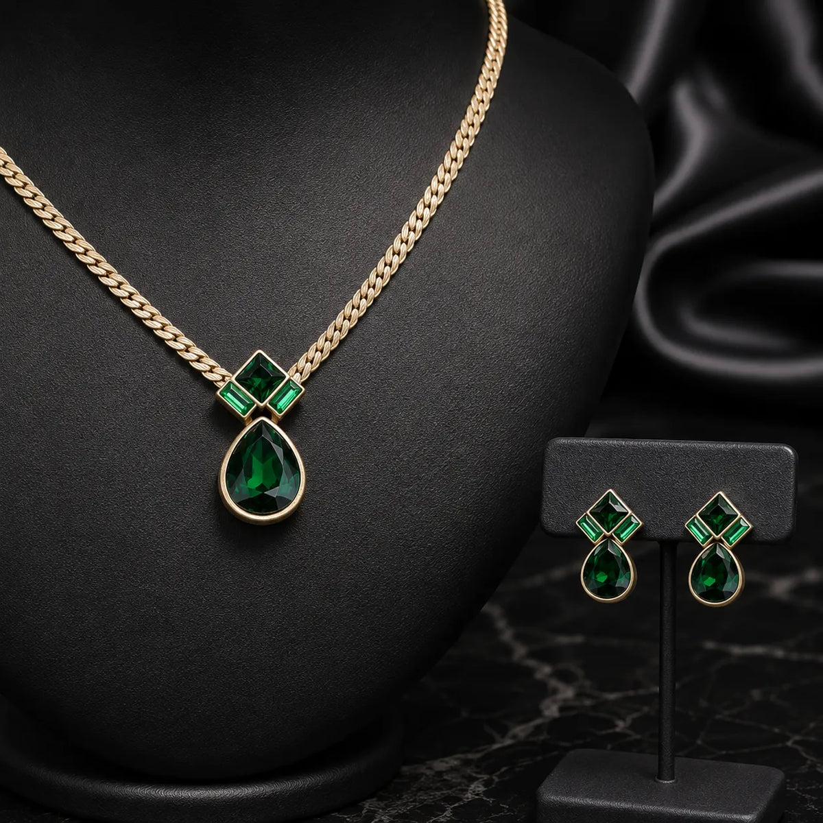 Collier de luxe de style vintage et parure de bijoux Collier serpent émeraude vintage