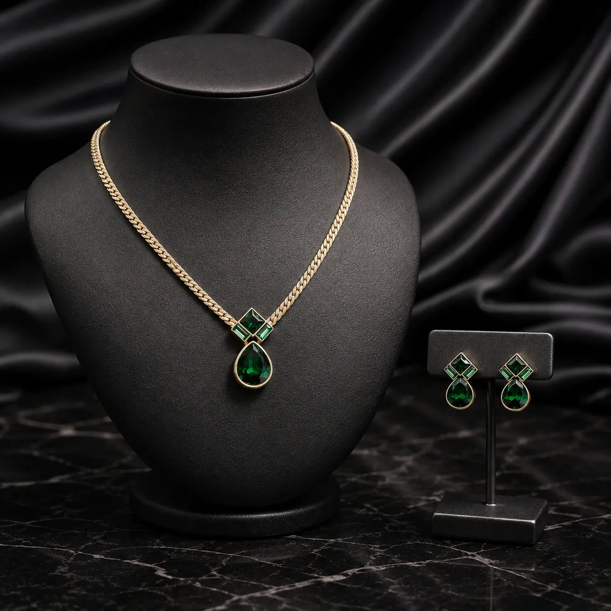 Collier de luxe de style vintage et parure de bijoux Collier serpent émeraude vintage