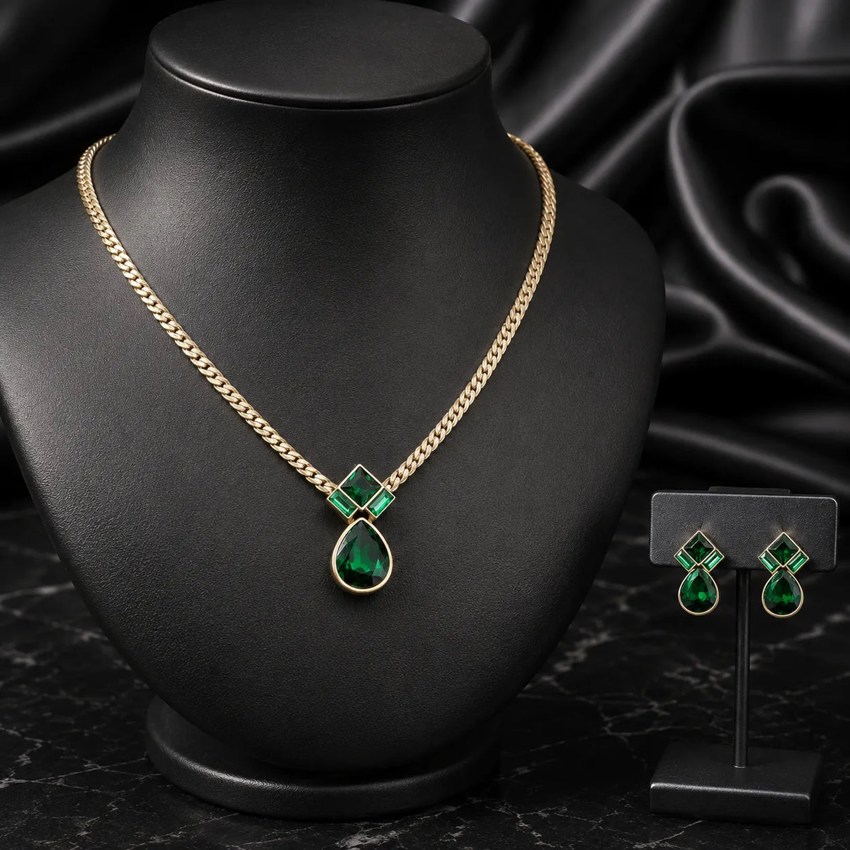 Collier de luxe de style vintage et parure de bijoux Collier serpent émeraude vintage