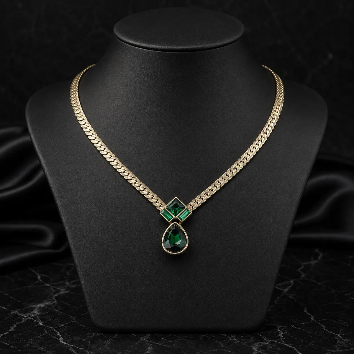 Collier de luxe de style vintage et parure de bijoux Collier serpent émeraude vintage