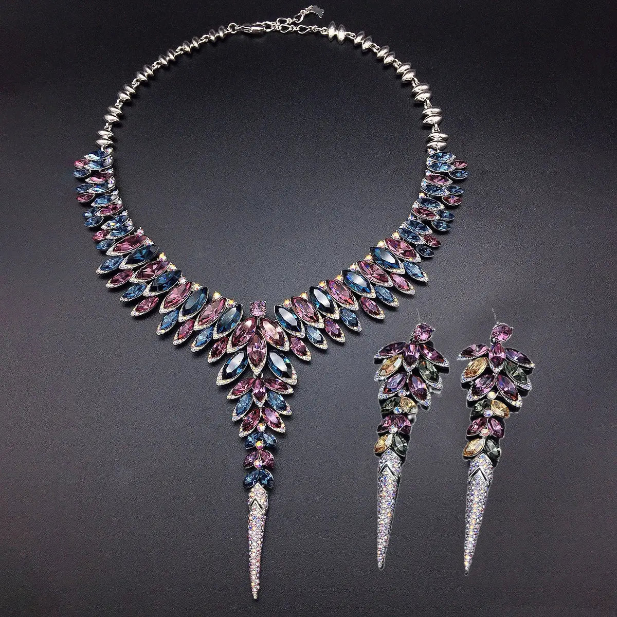 Parure de luxe en cristal marquise bleu – Collier élégant et longues boucles d'oreilles