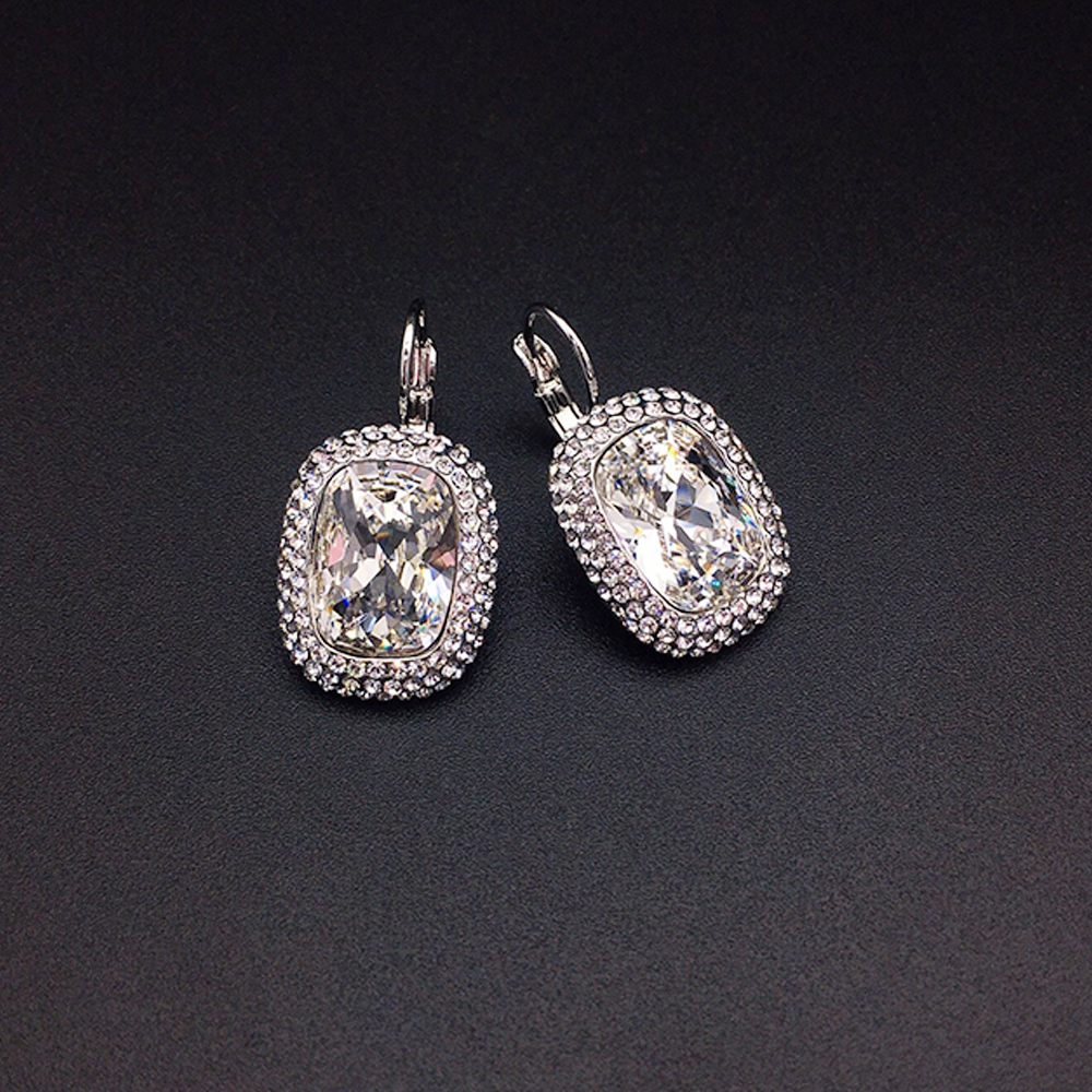 Elegant Purple Teardrop Earrings with Sparkling Crystal Detail