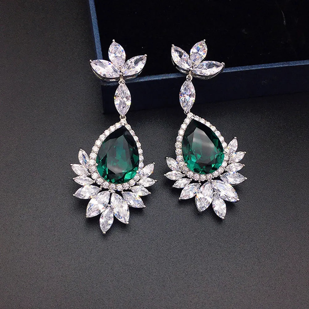 Boucles d'oreilles pendantes de luxe en cristal saphir bleu à motif floral pour femme